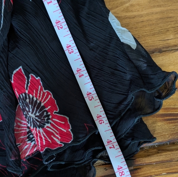 234-Tristan & Iseult Floral Black and Red Slip Dress - Picture 4 of 5